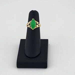 Leafy Charm Jade Ring – Brass Band & Dual Leaf Design